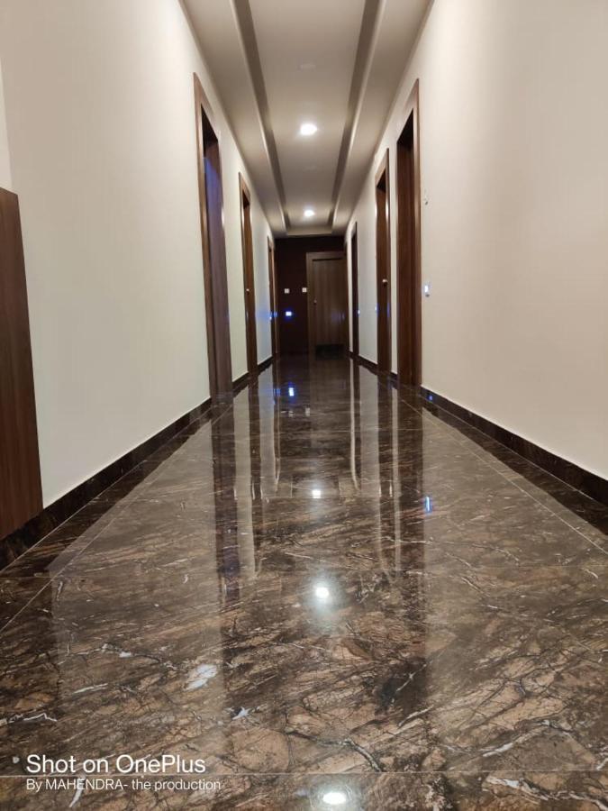 Hotel Radha Krishna Ānand Exteriér fotografie